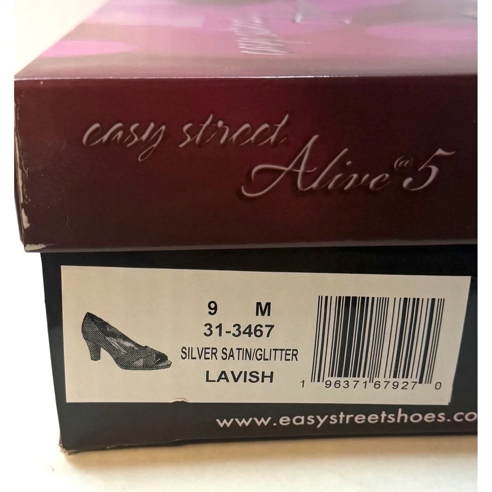 Easy Street Women's Lavish Platform Pumps Silver Satin Glitter Size 9M NWT/BOX - Picture 11 of 11